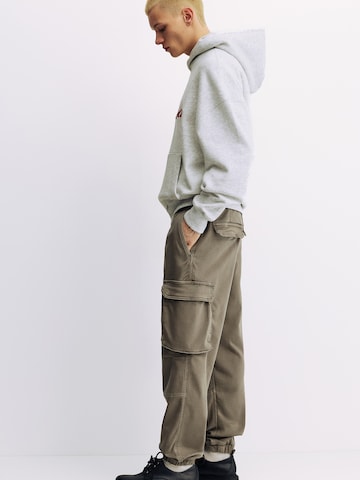 Pull&Bear Tapered Cargo Pants in Green