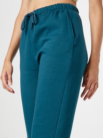 PIECES Tapered Broek 'Chilli' in Blauw