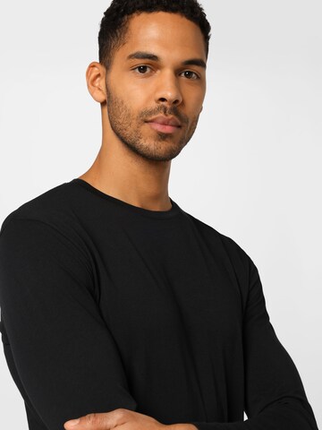 T-Shirt 'Jerin' MELA en noir