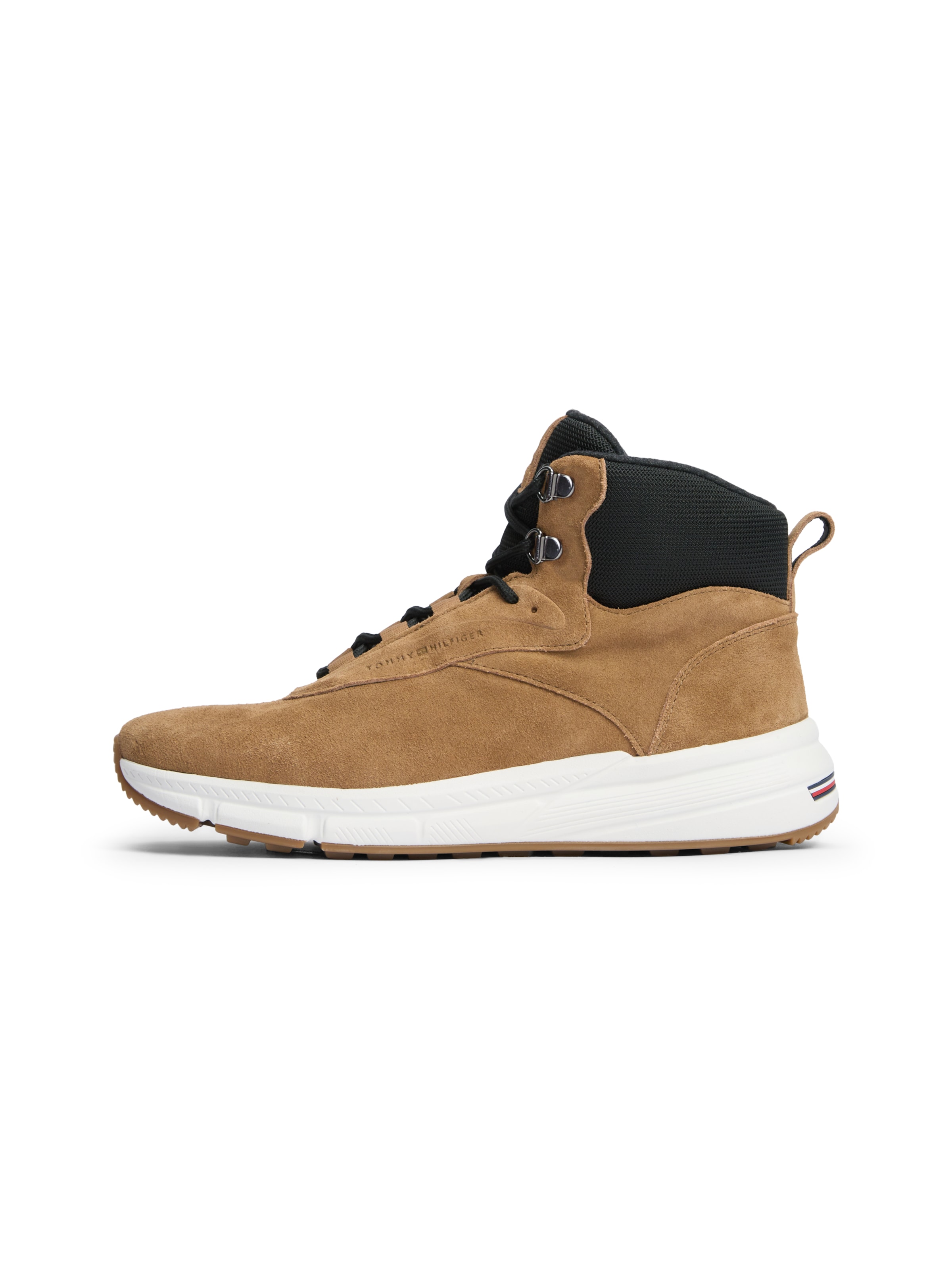 TOMMY HILFIGER Chukka Boots in Brown: front