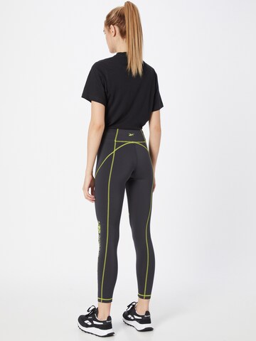 Reebok Skinny Sporthose in Schwarz