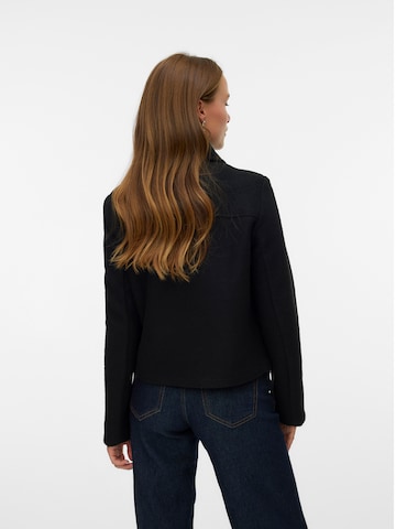 Geacă de primăvară-toamnă 'VMSafir' de la VERO MODA pe negru