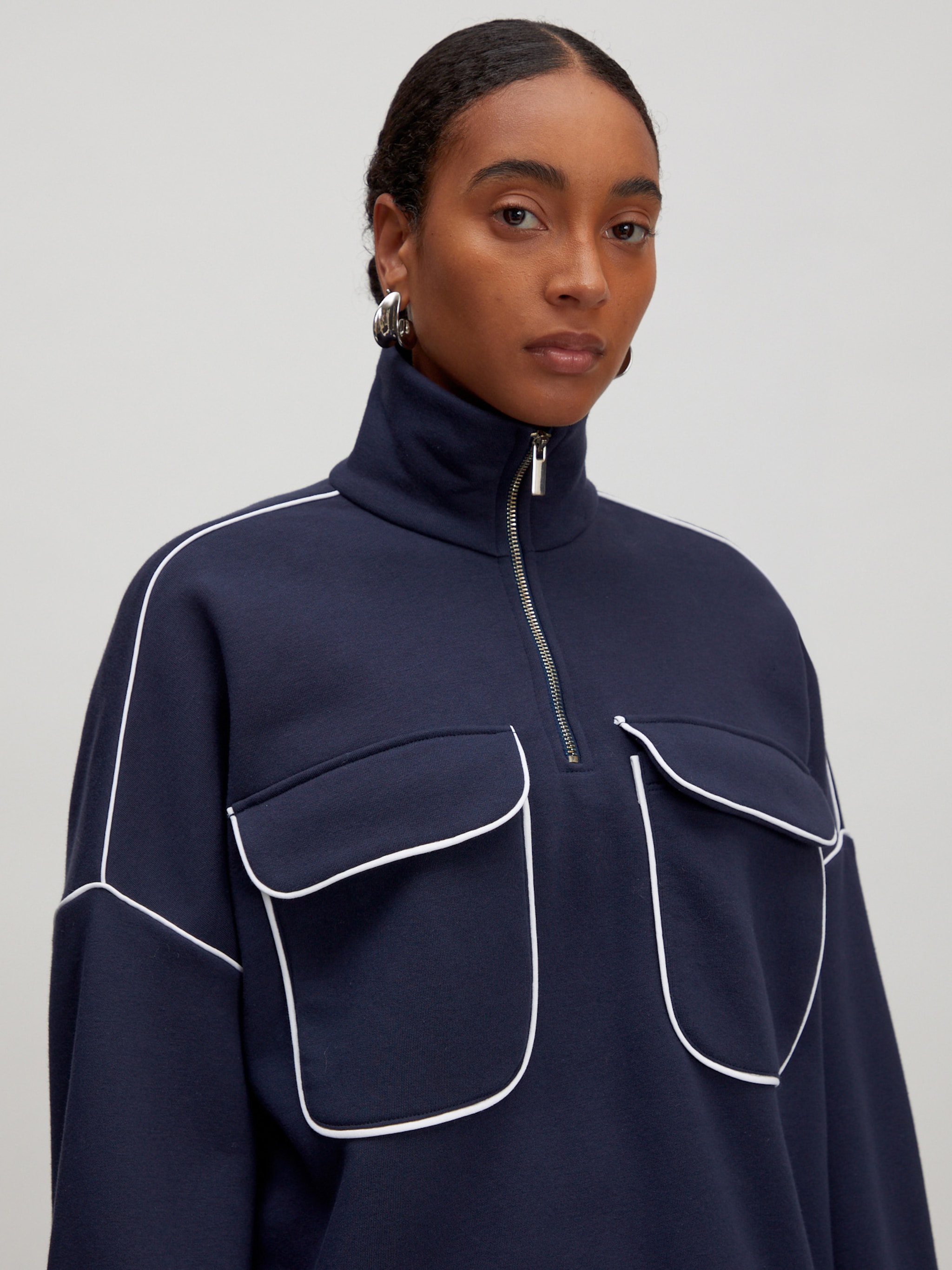 EDITED Producten Sweatshirt 'Imani' Blauw