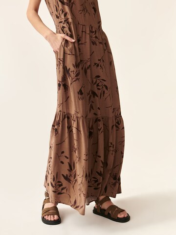 TATUUM Sukienka 'Oroko' w kolorze brązowy