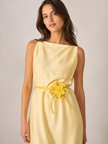 COLLEZIONE ALESSANDRO Belt 'Blüte' in Yellow