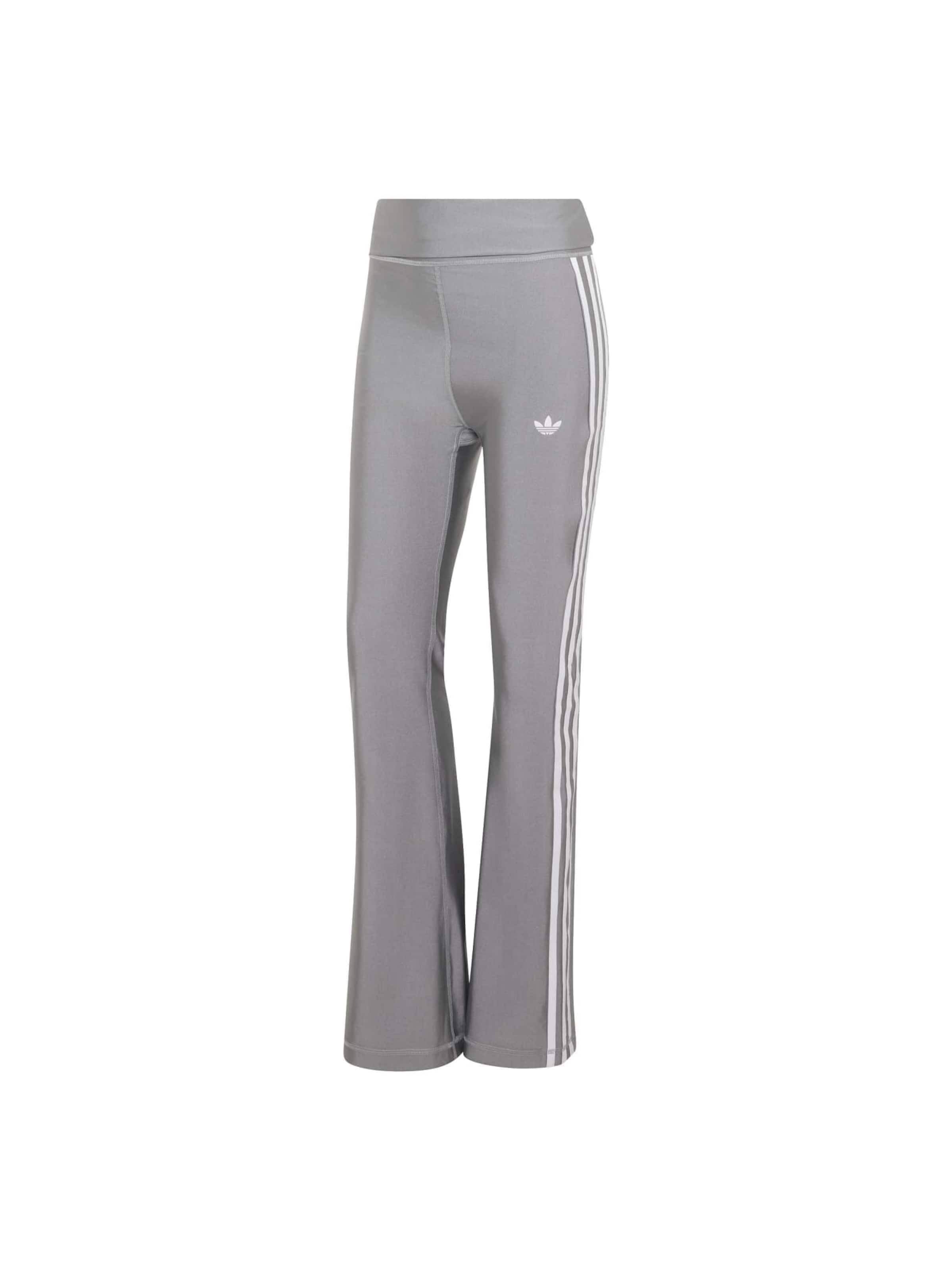 ADIDAS PERFORMANCE Pantalon de sport 'Superstar' en XS en gris argenté / blanc, Vue avec produit