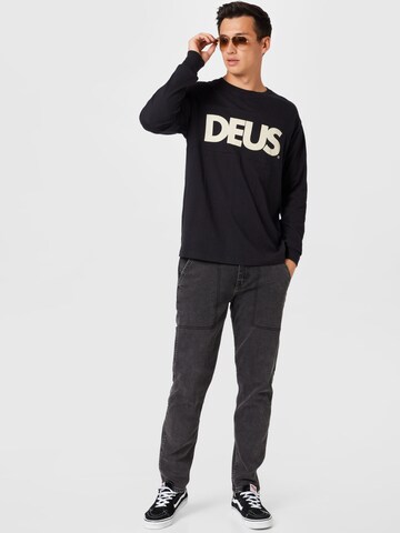 DEUS EX MACHINA - Camiseta en negro