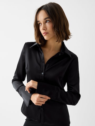 Bershka Bluse in Schwarz