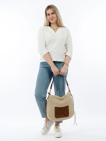 Emily & Noah Pouch 'Brigit ' in Beige