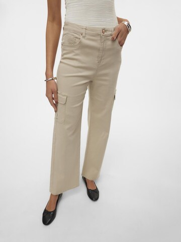 VERO MODA Loose fit Cargo jeans 'VMTessa' in Beige
