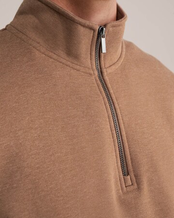 WE Fashion Sweatshirt i brun