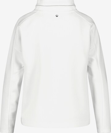 GERRY WEBER Sweatshirt in White