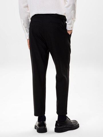 Regular Pantalon à pince Antioch en noir