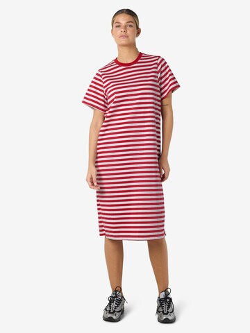 Robe 'NMEmber' Noisy may en rouge