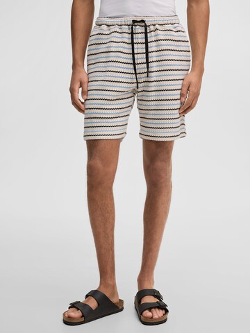 Regular Pantalon 'Hiro' STRELLSON en blanc : devant