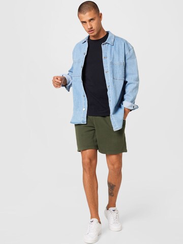 HOLLISTER Loosefit Housut värissä vihreä