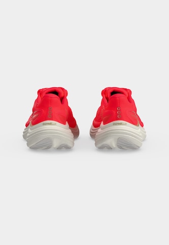 sauconySportske cipele 'TRIUMPH 24' - crvena boja