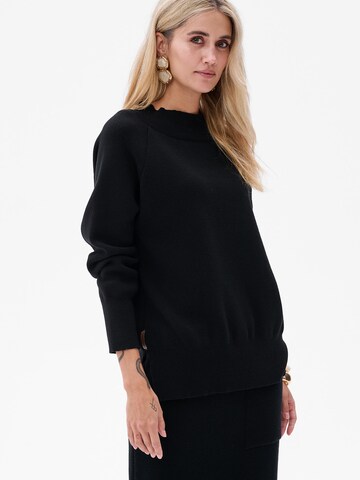 Blue Shadow Sweater in Black: front