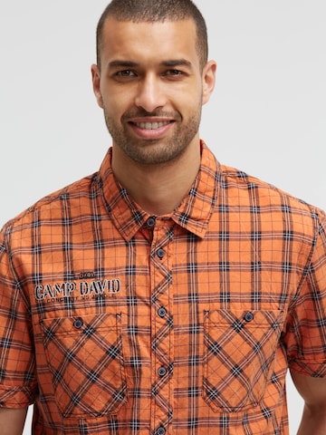 Regular fit Camicia di CAMP DAVID in arancione