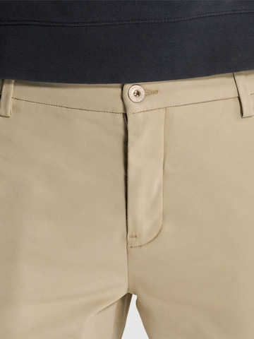 Tapered Pantaloni chino 'Cylas tapered fit chino' di CAST IRON in beige