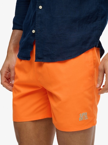 Superdry & Co Rövid fürdőnadrágok 'ESSENTIAL' - narancs