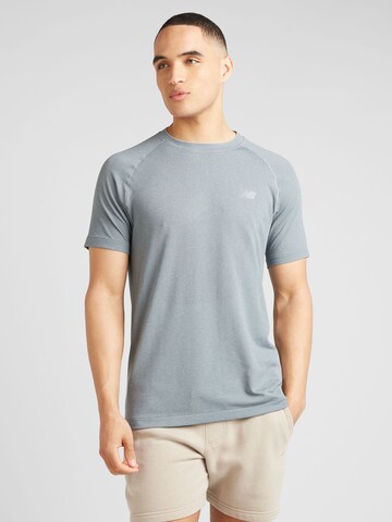 new balance - Camisa funcionais em cinzento: frente