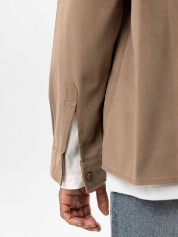 Dandalo - Ajuste confortable Camisa 'Johnny' en marrón