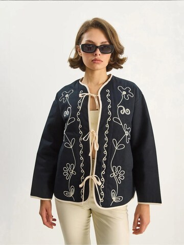 Bianco Lucci Between-Season Jacket in Black: front