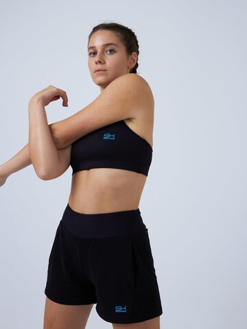 SPORTKIND Regular Sporthose 'Advantage Shorts mit Ballhalter'‌‌ in Schwarz