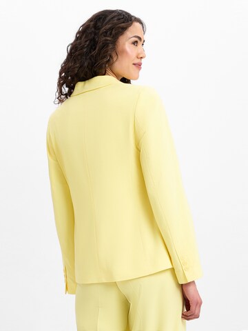 MORE & MORE Blazers in Geel