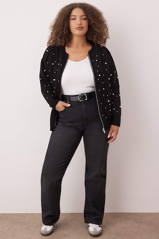 Trendyol Curve Strickjacke in Schwarz