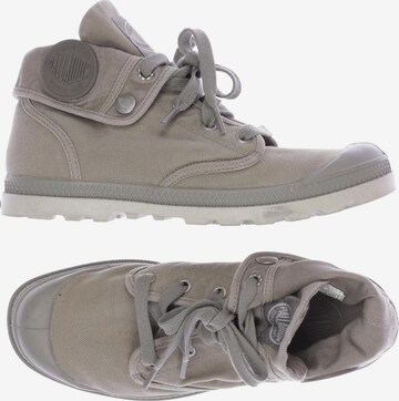 Palladium Sneakers & Trainers in 39 in Grey: front