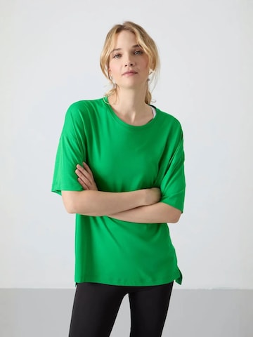 Maglietta di Tommy Life in verde: frontale
