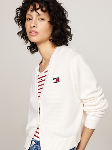 Cardigan 'ESSENTIAL' Tommy Jeans en blanc