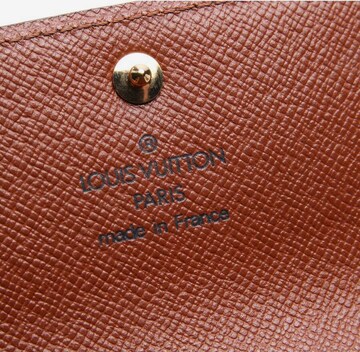 Louis Vuitton Geldbörse / Etui One Size in Braun