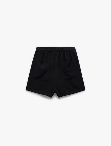 Koton Regular Broek in Zwart