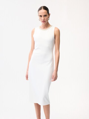 adl Dress in Beige