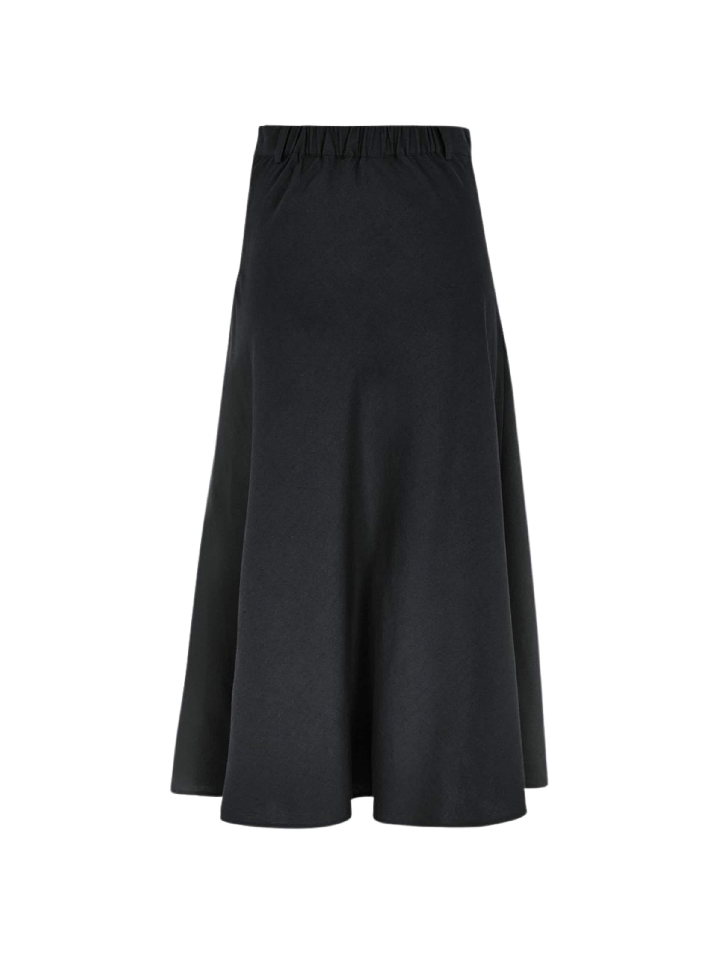 Gonna ' SRYindi ' di Soft Rebels in nero