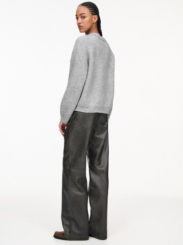 Pull&Bear Pullover in Grau