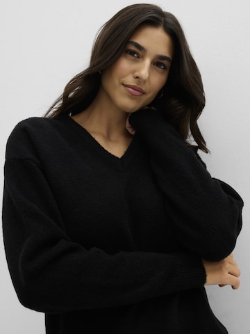 Pull-over oversize bonprix en noir