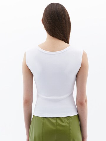 T-shirt OXXO en blanc