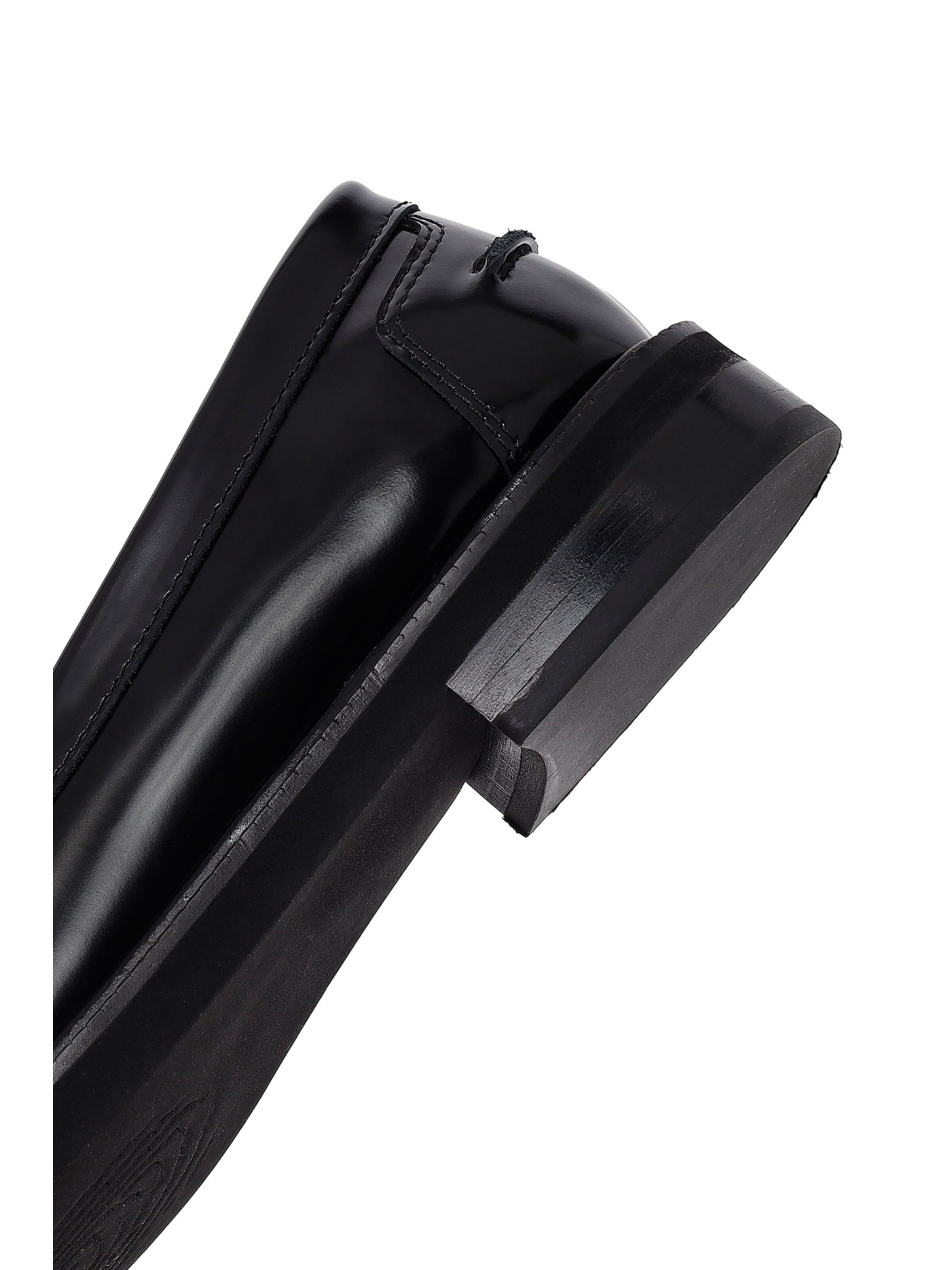 Slipper di Derimod in nero