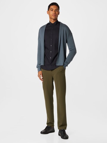 Les Deux Regular Trousers 'Patrick' in Green