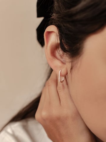Dear Me - Pendientes 'Illuminated Oval' en oro