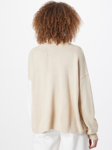 In The Style Pullover i beige
