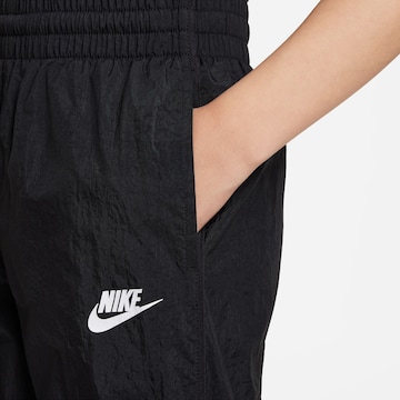 Nike Sportswear Trainingsanzug in Schwarz