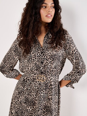 Robe ' ' Apricot en argent