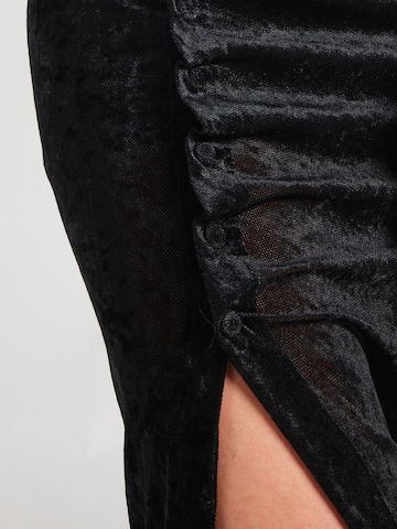 Robe 'ALVA' PINKO en noir