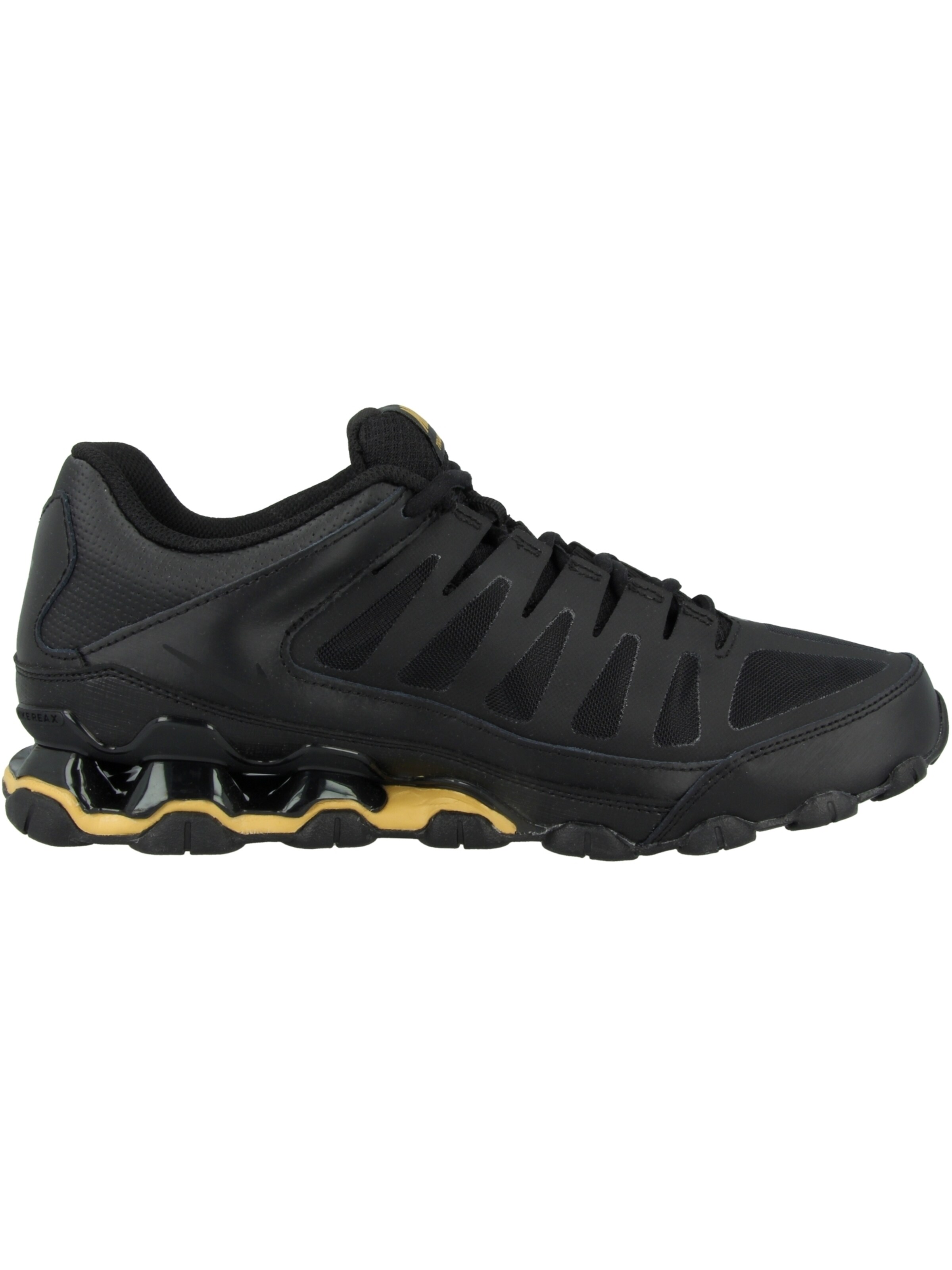 NIKE - Calzado deportivo 'Reax 8' en negro