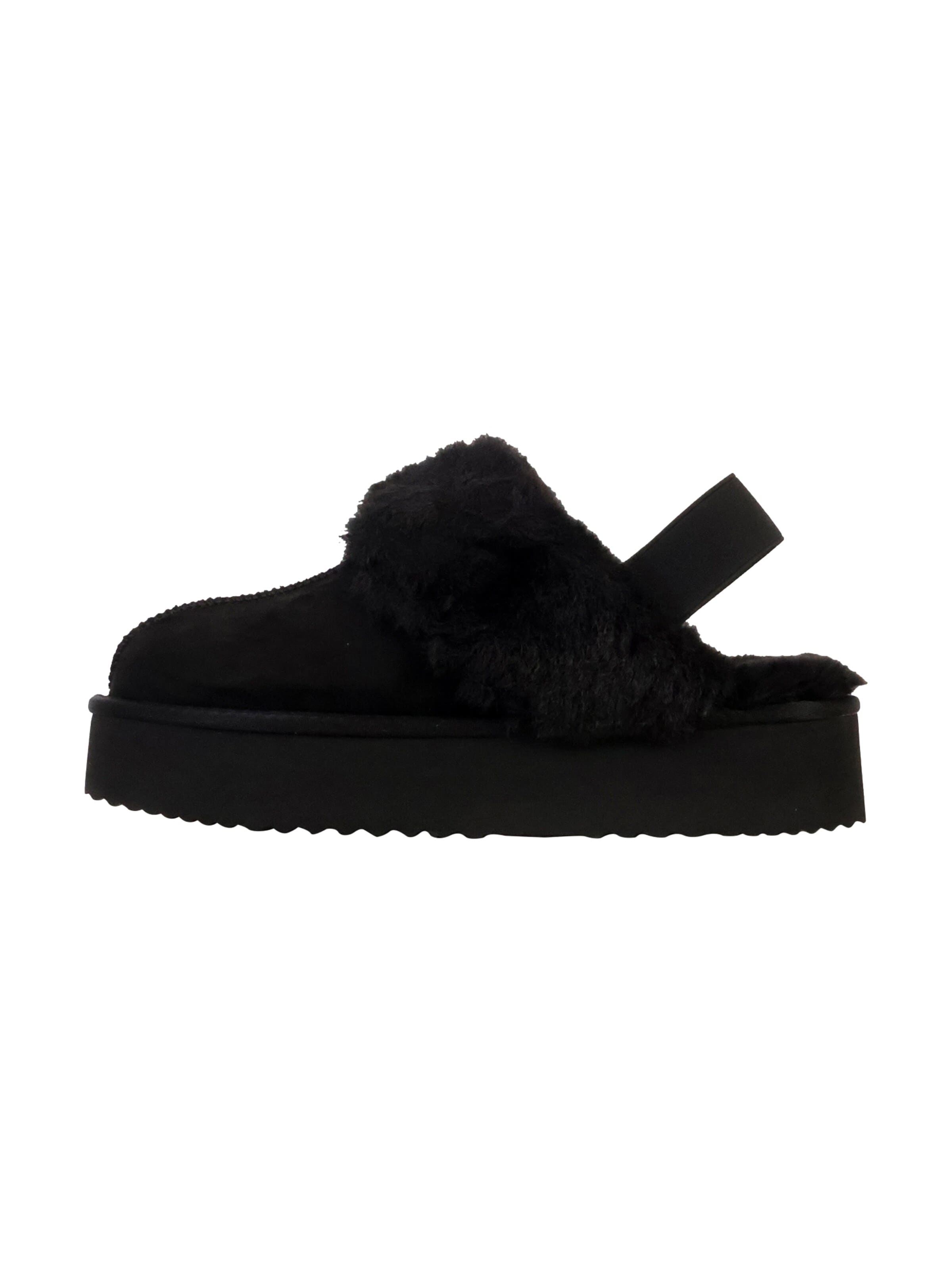 Xti Mule 'Hausschuhe zum Hineinschlüpfen' in Black: front